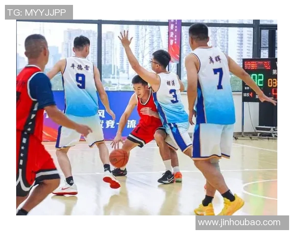 南京篮球队在洲际杯中的精彩表现与状态分析 南京篮球队在洲际杯中的精彩表现与状态分析