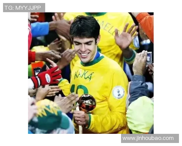 卡卡足球明星酷帅风采展现引领全球球迷热潮